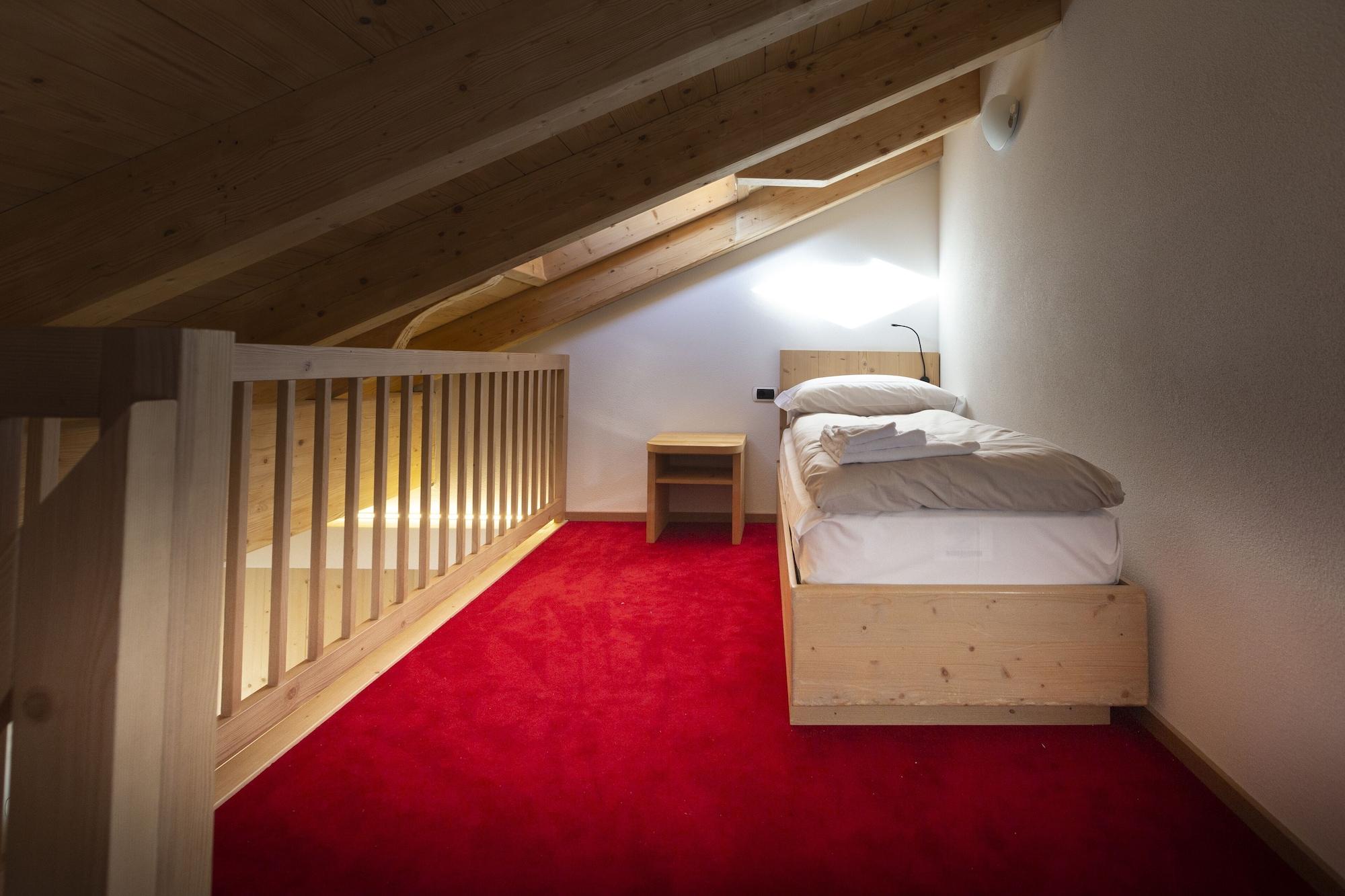 Hotel "La Suisse" Livigno Bagian luar foto